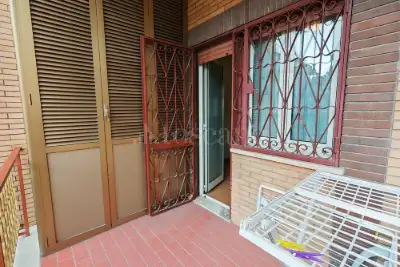 Casa in vendita, Via Francesco Roncati, Roma