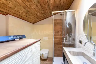 Casa Indipendente in vendita, Via Cesare Battisti, Cernobbio