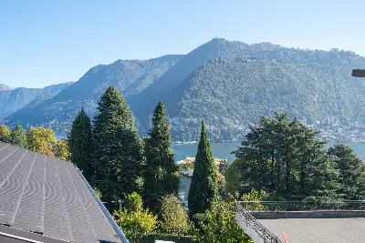 Casa in vendita, Via Leonardo Da Vinci, Como