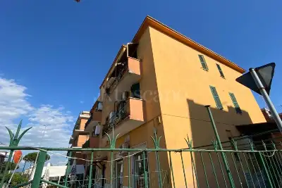 Casa in vendita, Via della Rustica, Roma