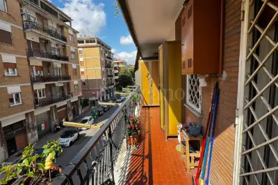 Casa in vendita, Via Enrico Cruciani Alibrandi, Roma