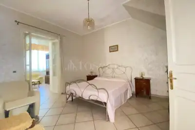 Casa in vendita, Via F. Crispi, Santa Teresa di Riva