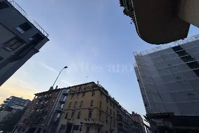 Laboratorio in vendita, Via Vespri Siciliani, Milano