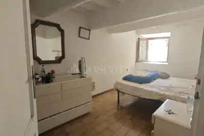 Casa in vendita, Via Giuseppe Garibaldi, Colle di Val d'Elsa
