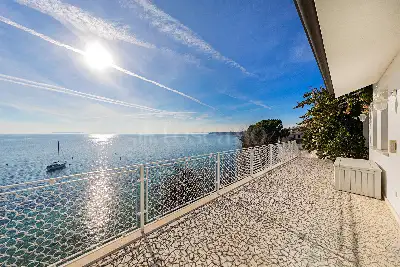 Villa in vendita, Via Torquato Tasso Manerba, Manerba del Garda