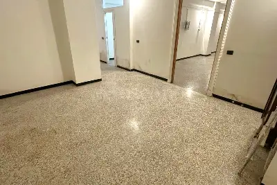 Magazzino in vendita, Piazza della Vittoria, Genova