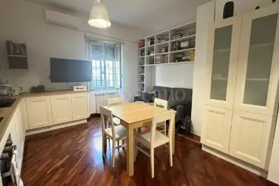 Casa in affitto, Via delle Spighe, Roma