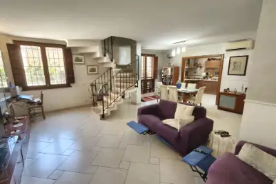 Villa in vendita, Via Stanislao Falchi, Roma