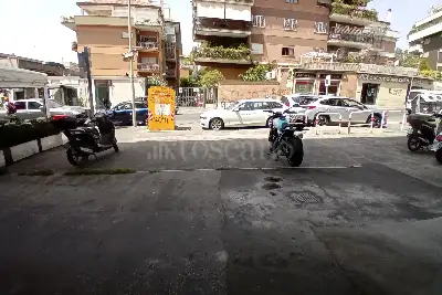 Negozio in affitto, Via Flaminia, Roma