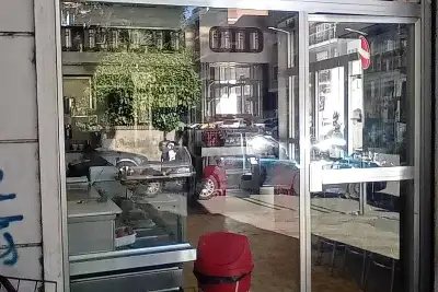 Negozio in affitto, Via Michele Amari, Roma