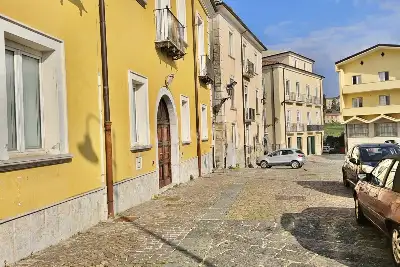 Negozio in affitto, Via Seminario, Avellino