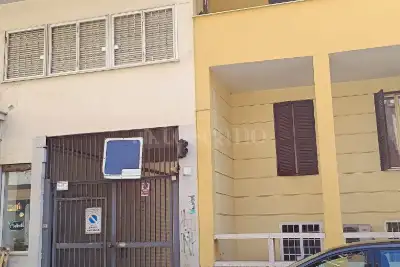 Box in vendita, Via Gabrio Serbelloni, Roma