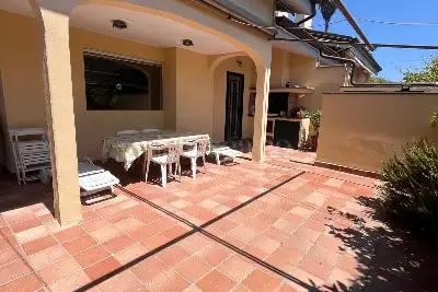 Villa Bifamiliare in affitto, Via Jesolo, Fiumicino