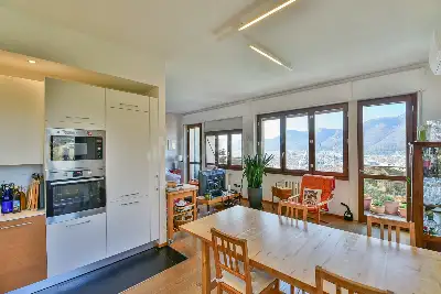 Casa in vendita, Via Prudenziana, Como