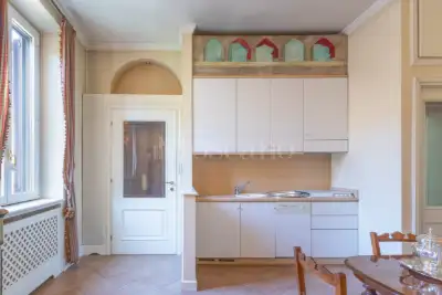 Casa in vendita, Via Correggio, Milano