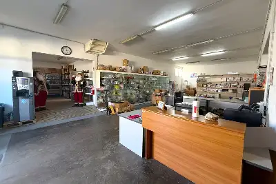 Negozio in vendita, Strada di San Gemiliano, San Sperate