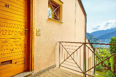 Casa in vendita, Via Casa Mora, Cuasso al Monte