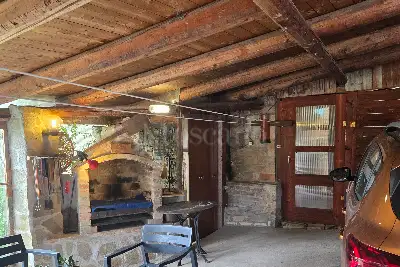 Casa Indipendente in vendita, Contrada Chioviano Basso 103, Bisenti