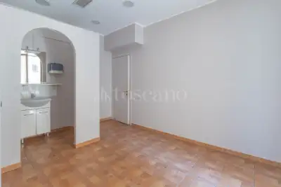 Negozio in vendita, Corso Concordia, Milano