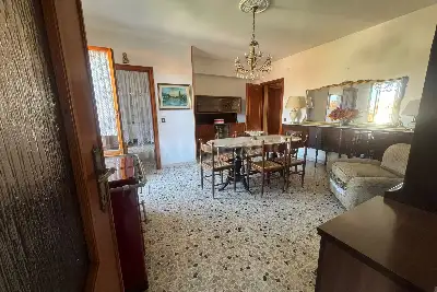 Casa in vendita, Via Gloria, Latina