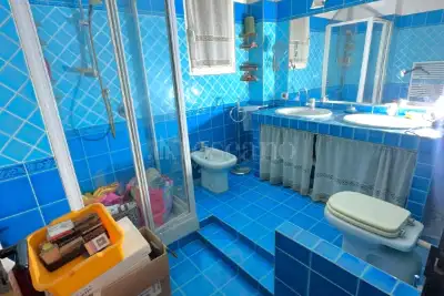 Casa in vendita, Via Monte Zovetto, Genova