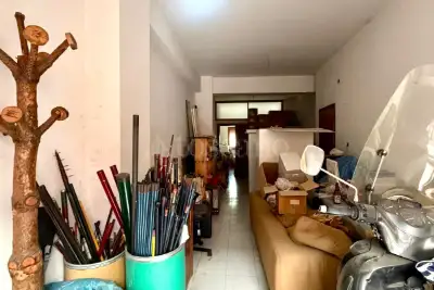 Negozio in vendita, Via Modestino del Gaizo, Avellino