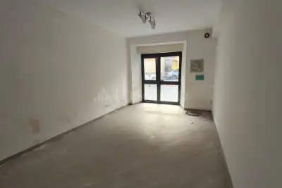 Negozio in affitto, Salita Piazza Roma, Catanzaro