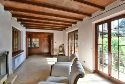 Villa in vendita, Via Salvo D'Acquisto, Appiano Gentile