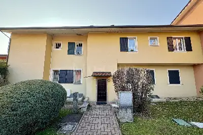 Casa in vendita, Via Mirabella, Gussago