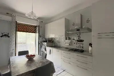 Casa in vendita, Trappeto- San Giovanni La Punta- Piazza Bonaccorsi, San Giovanni la Punta