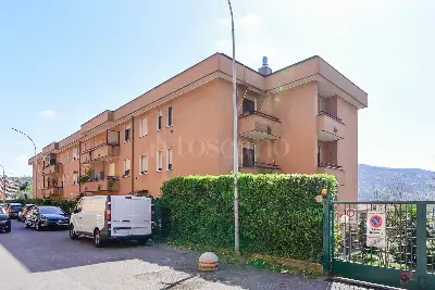 Casa in vendita, Via Giovanni Papini, Como