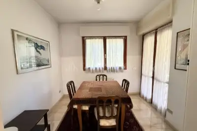 Villino a Schiera in vendita, Via Mar della Cina, Roma