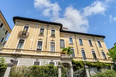 Casa in vendita, Via Serviliano Lattuada 3, Milano