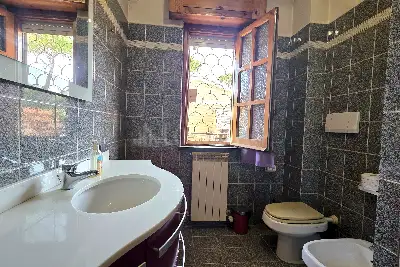 Villino a Schiera in vendita, Via degli Ossoli, Roma