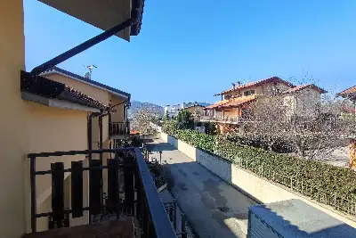 Villino a Schiera in vendita, Via Bazzanese, L'Aquila