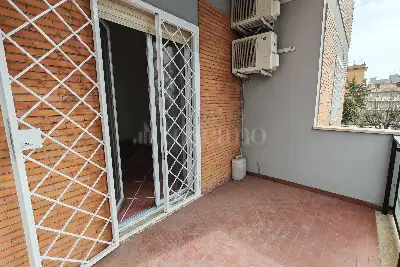 Casa in affitto, Via di Val Favara, Roma