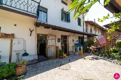 Villino a Schiera in vendita, Via Prasecco, Pordenone