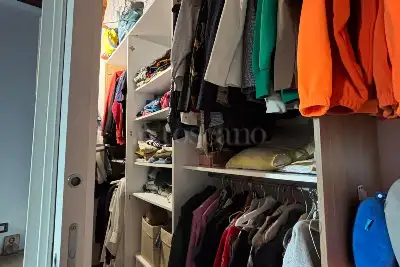 Casa in vendita, Via Bovisasca, Milano