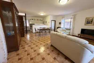 Casa Indipendente in vendita, Via delle Azalee, Aprilia