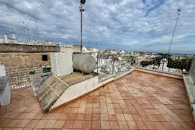 Casa Indipendente in vendita, Vico Bertrando Spaventa, Ostuni