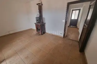 Casa Indipendente in vendita, Via Roma, Marchirolo