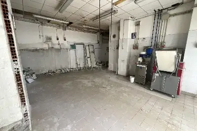 Negozio in vendita, Viale Raffaello Sanzio, Catania