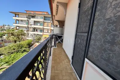 Villa Bifamiliare in vendita, Via Mantegna, Pomezia