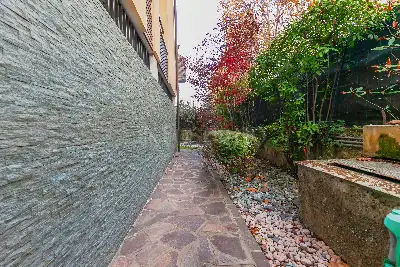 Villa Bifamiliare in vendita, Via Dei Sagredo, Milano