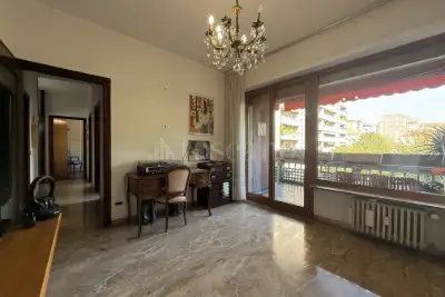 Casa in vendita, Via Tommaso Gulli, Milano