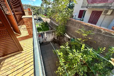 Villino a Schiera in vendita, Via Roma, San Pietro Clarenza