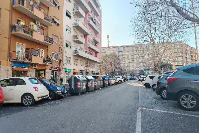 Attività Commerciale in vendita, Via Pietro Mengoli, Roma