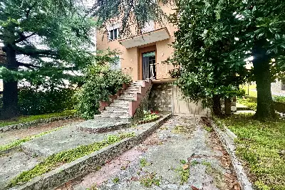 Casa Indipendente in vendita, Via Dolarici Desenzano del Garda, Desenzano del Garda