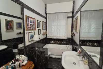 Casa in vendita, Via Appia Nuova, Roma