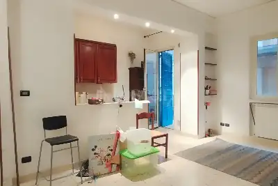 Casa in vendita, Via Luigi Mercantini, Palermo